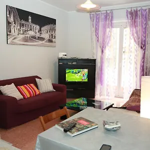 https://lauras-apartment.it-romehotels.com