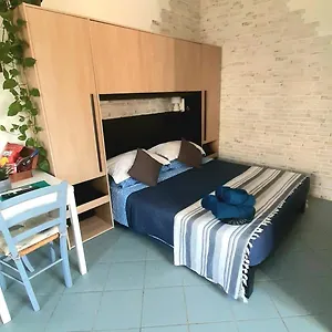 https://vinessa-home.hotelinveneto.com