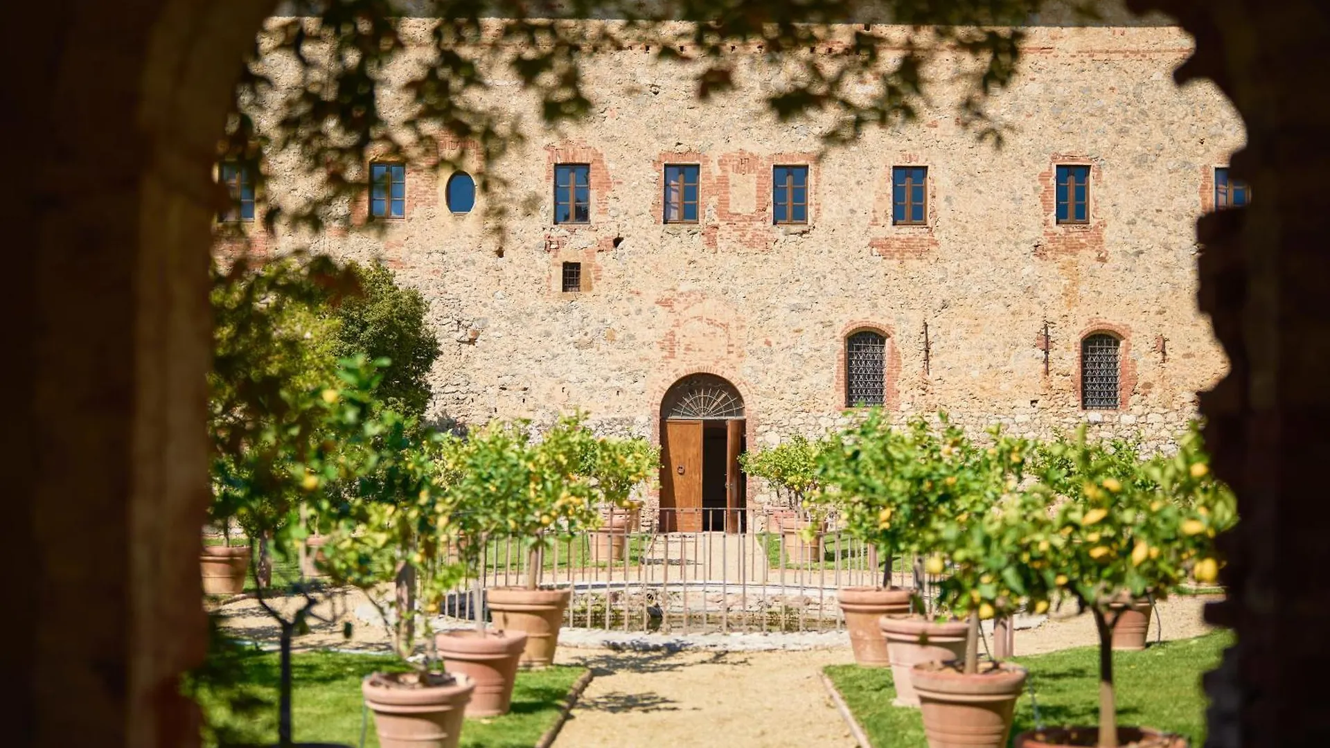 Alojamento de Turismo Rural Monastero Sant'Anna In Camprena Vila Pienza